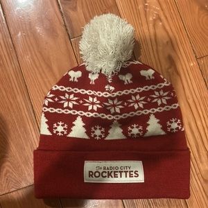 Radio City Rockettes Pom Pom beanie